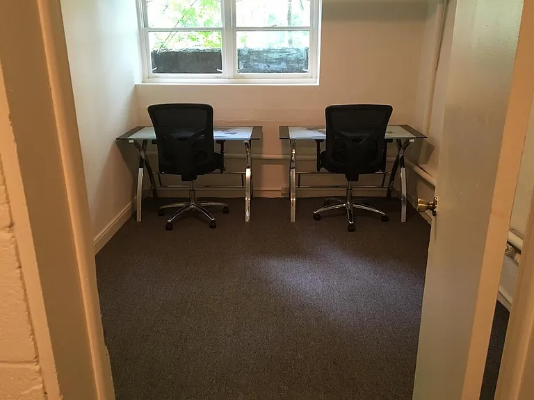 109 Dewitt Pl — Photo 24
