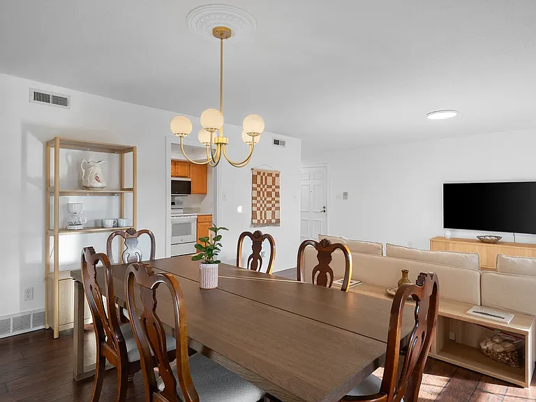917 Claytonbrook Dr #3 — Photo 7
