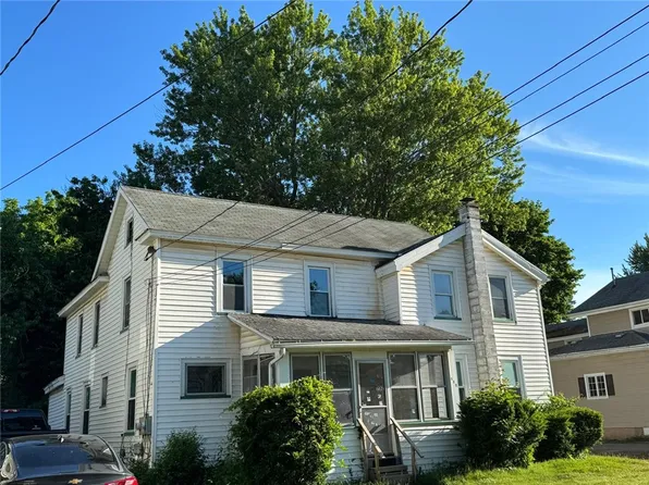 232 E State St, Albion, NY 14411
