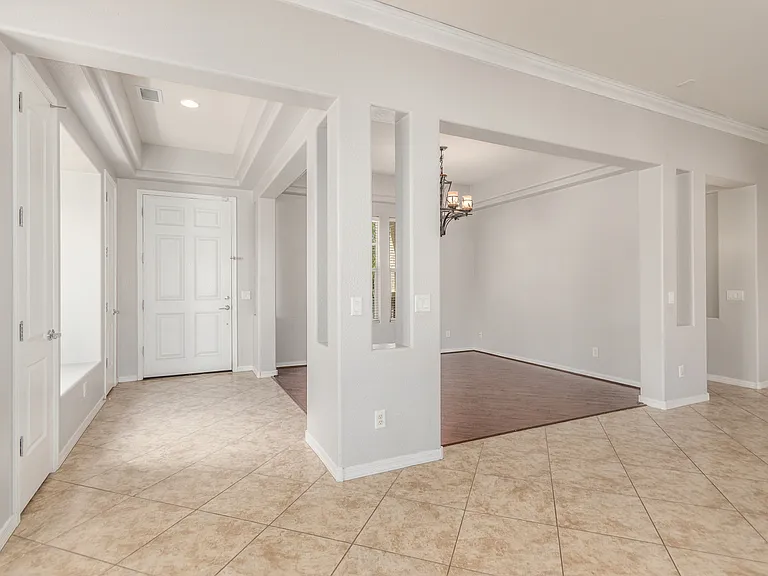 2789 N Heritage St — Photo 35