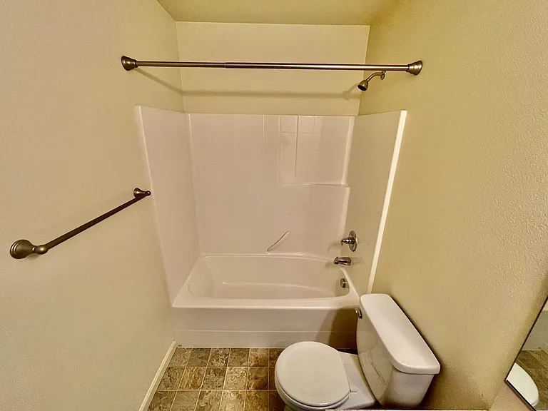 12947 NW Clement Ln — Photo 22