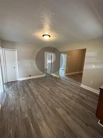 3204 West 73rd Street - Downstairs — Photo 13
