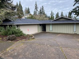 1735 McLean Blvd, Eugene, OR 97405