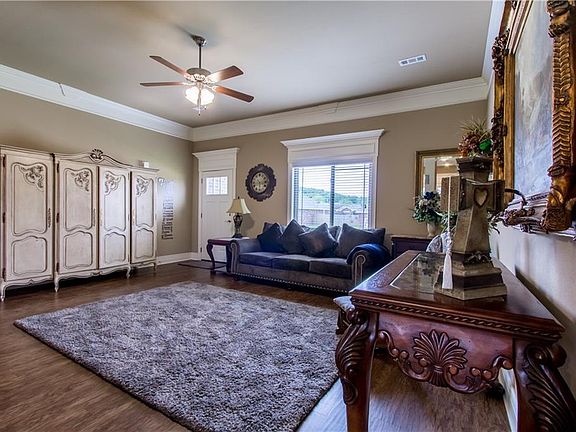 4th image of 474 Oxen Ln