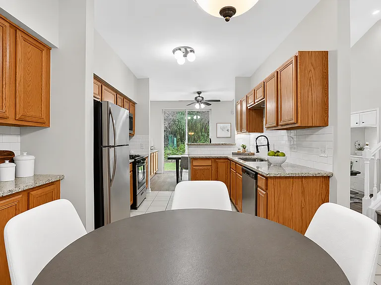 1258 S Candlestick Way — Photo 11