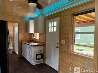 9640 Nika Trl NW UNIT B, Silverdale, WA 98383