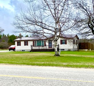 W7758 Hiawatha Trl, Naubinway, MI, 49762