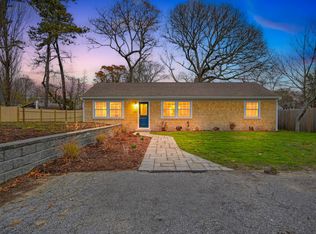 14 Marston Avenue, Hyannis, MA 02601