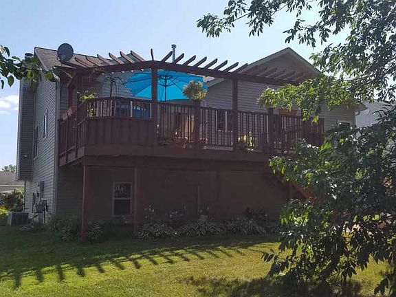 5th image of 3299 Camrose Dr