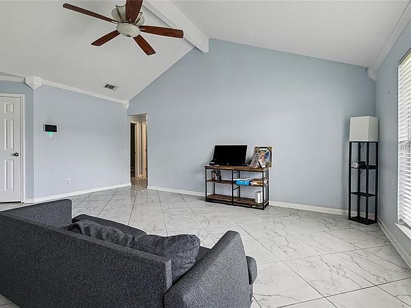 4th image of 2916 Sherwood Dr