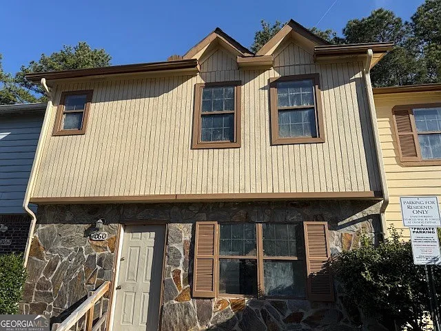 2060 Lenoa Ln photo 1