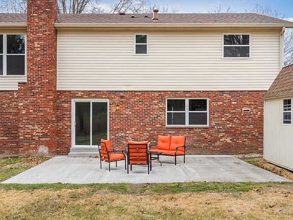 4th image of 1518 Woodroyal West Dr