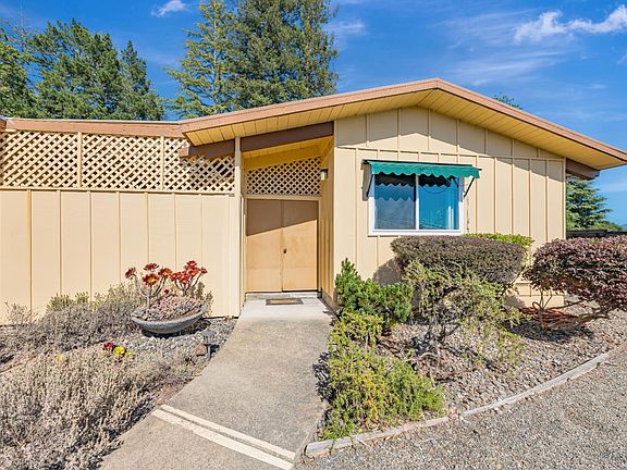2nd image of 2358 Murdock Drive