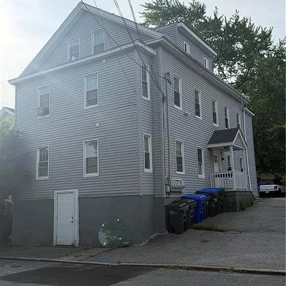 66 Borinquen St #1 — Photo 1