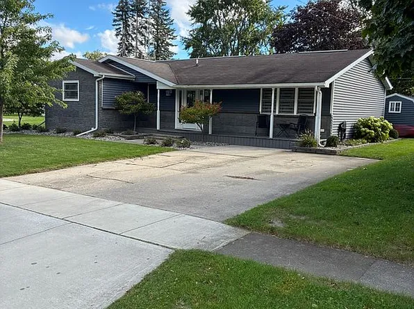 45 Maude St, Elkton, MI 48731
