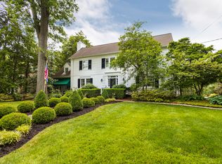 110 Ridge Rd, Fort Mitchell, KY 41011