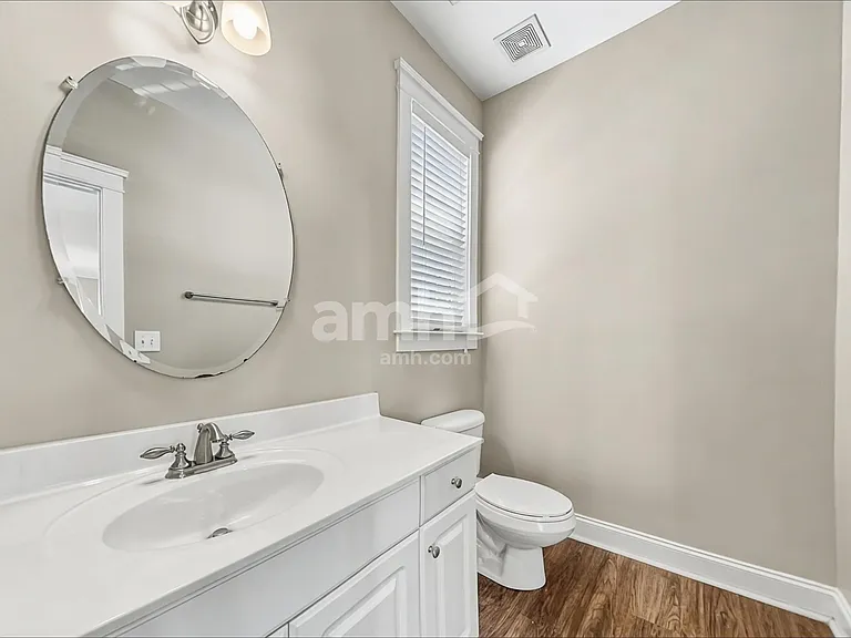 1304 Carol Oaks Dr — Photo 8