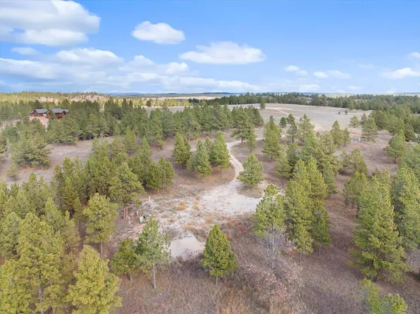 26867 Stage Stop Rd, Hot Springs, SD 57747
