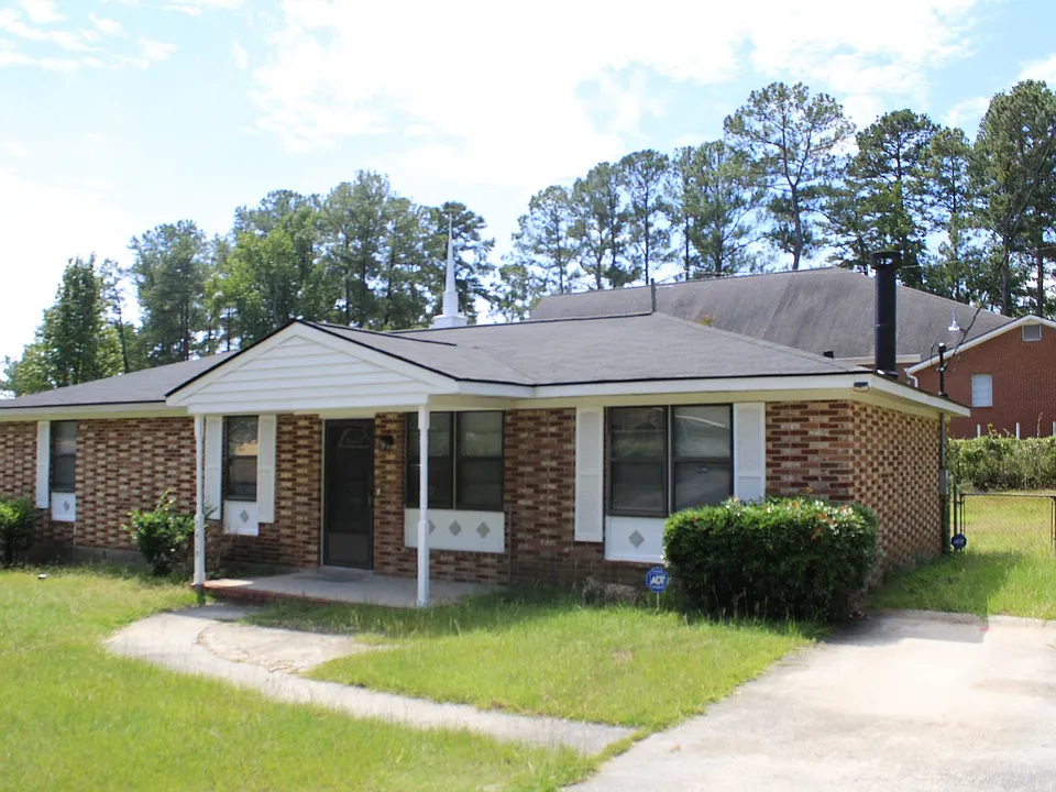 3419 Lucie St