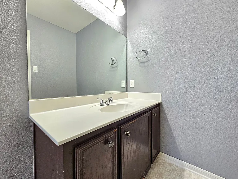 4207 Indigo Dr — Photo 15