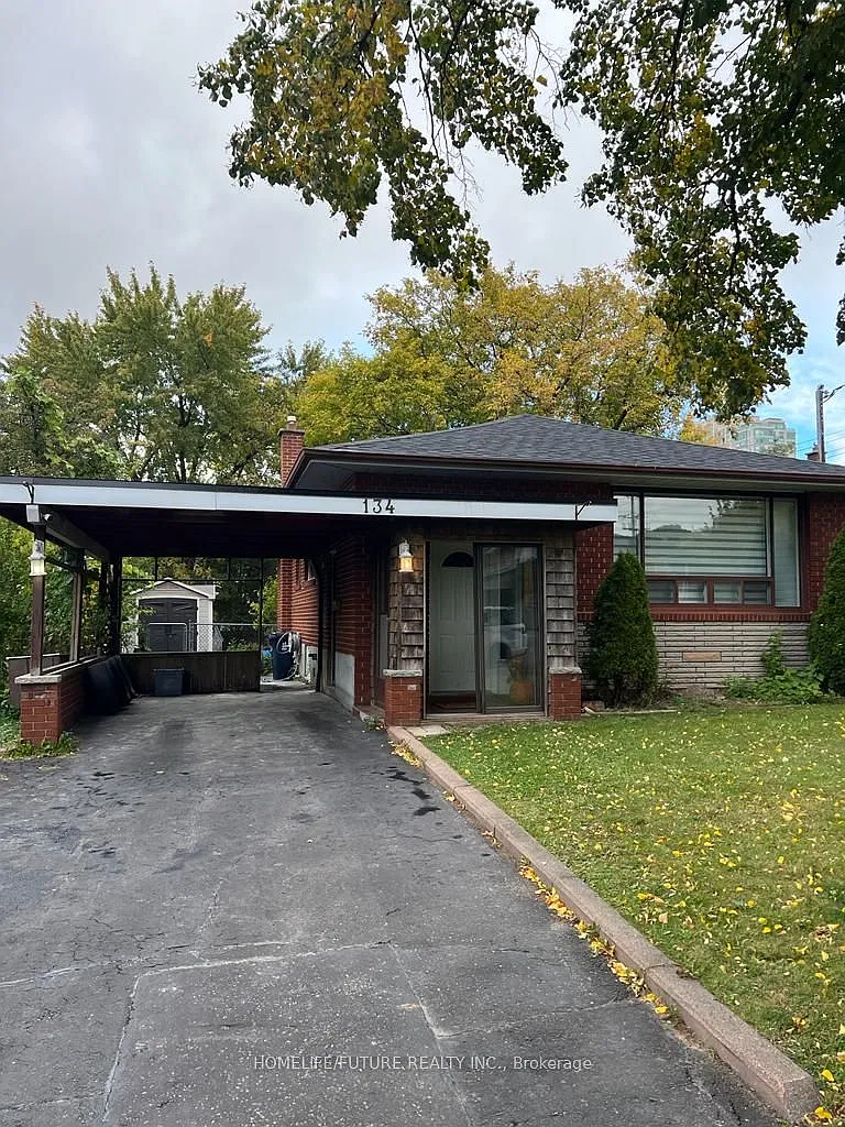 3 bed, $2,500 — Photo 1
