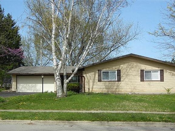 2nd image of 340 Blairwood Dr