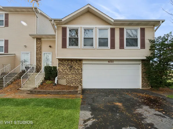 451 Sullivan Cir, Bolingbrook, IL 60440