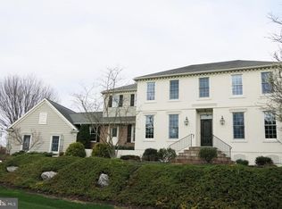 379 Millpond Dr, Lititz, PA 17543