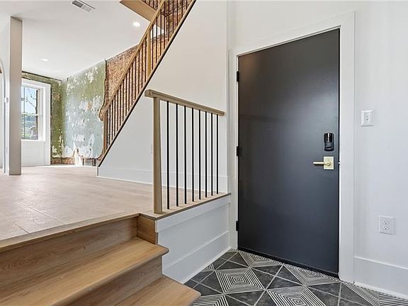 4th image of 3329 Liberty Ave Floor 2