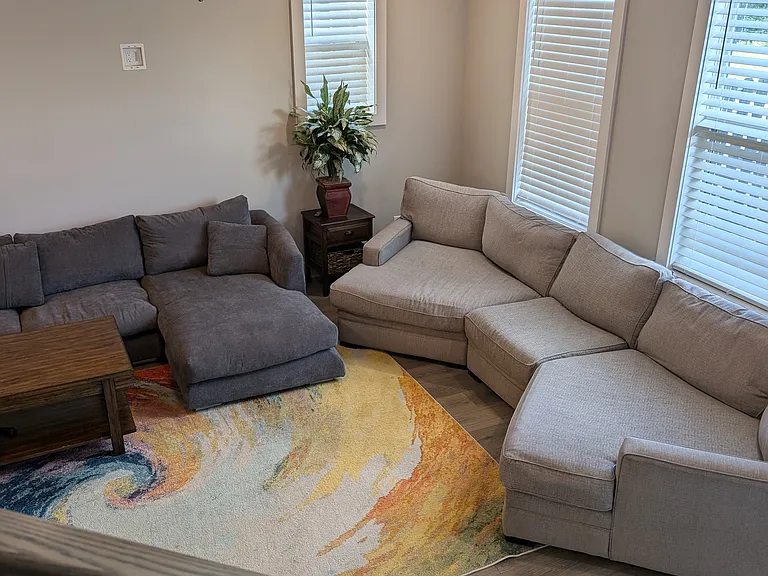 2091 Oakwood Ave — Photo 5