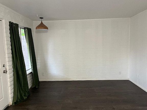 3rd image of 2730 E Montecito Ave #3