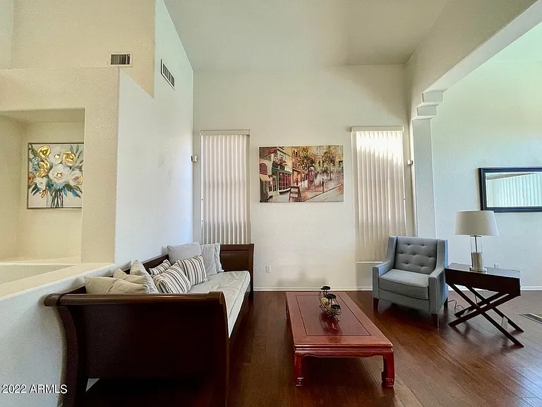 2742 W Ivanhoe St — Photo 5