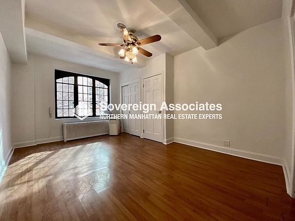 4th image of 320 E 42nd St #204A
