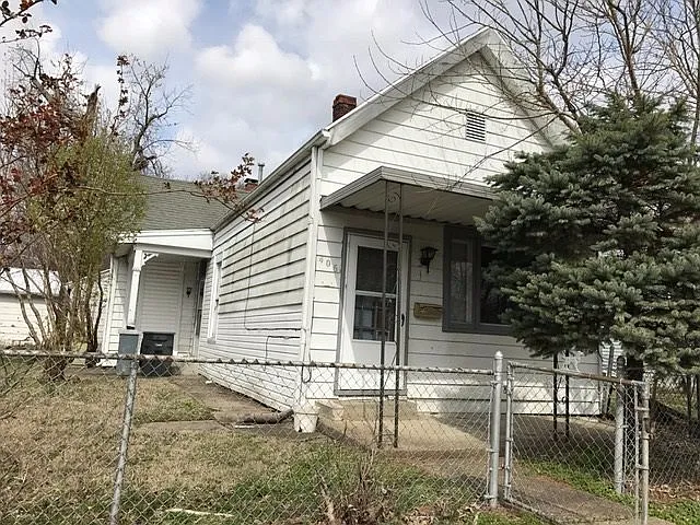 406 Jefferson Ave photo 1