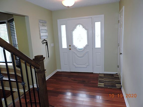 3rd image of 116 Sugar Creek Ln