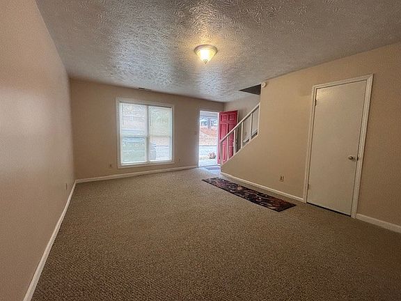 2nd image of 967 Odom Dr