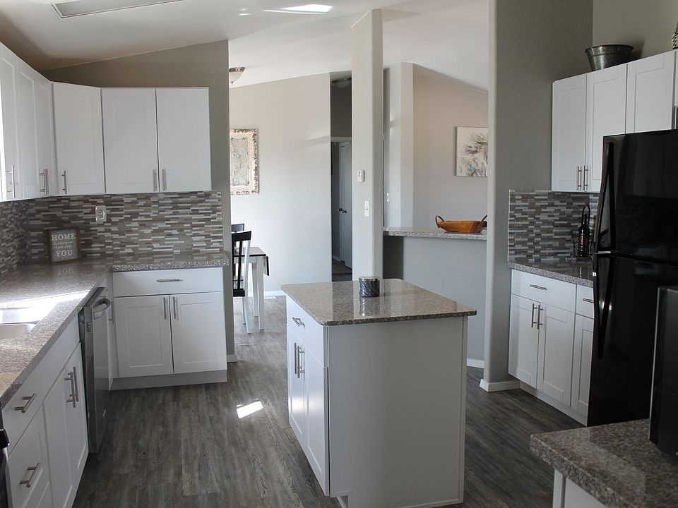 1st image of 1722 W Water Valley Way