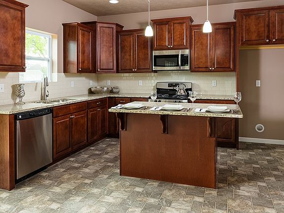 3rd image of 5878 Kacie Ct