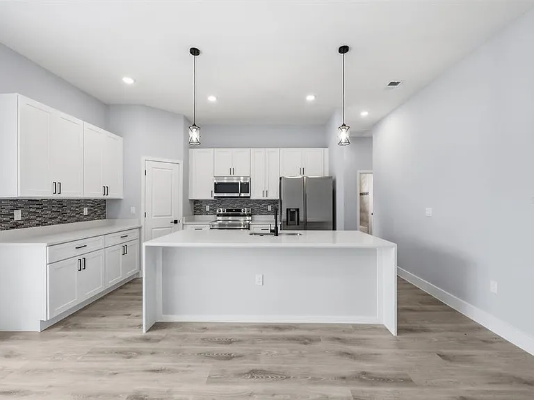 13975 SW 27th Court Rd — Photo 8