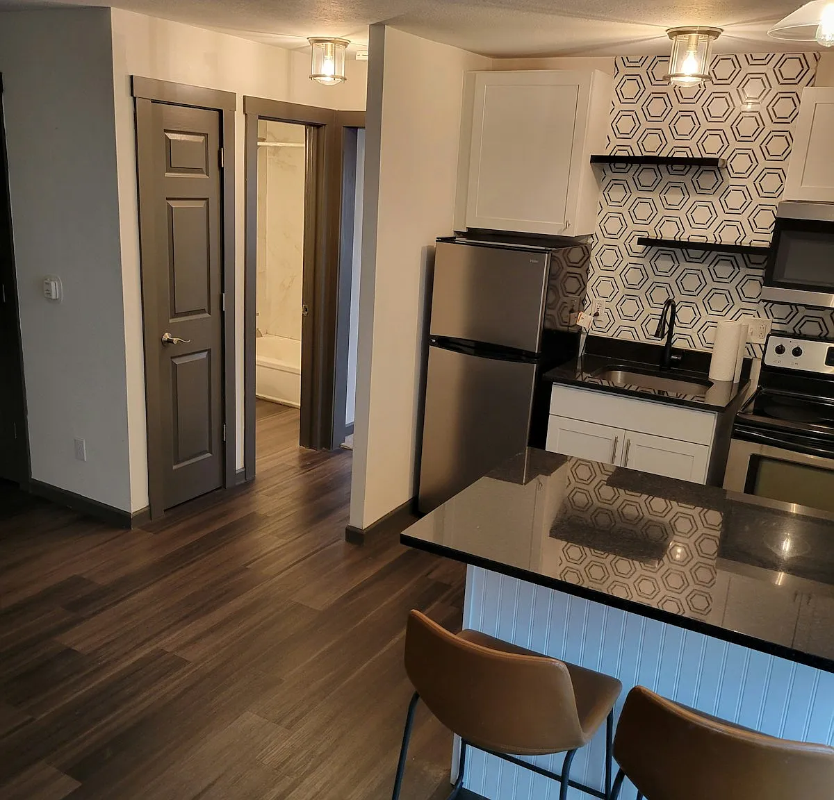 421 College Avenue, Unit 201 — Photo 4