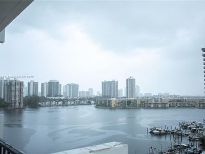 2780 NE 183rd St APT 908, Aventura, FL, 33160