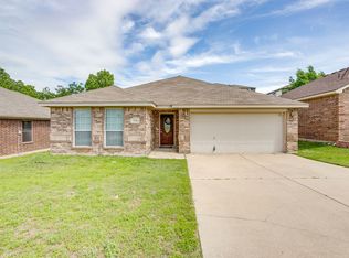 9316 Marilyn Ct, White Settlement, TX 76108
