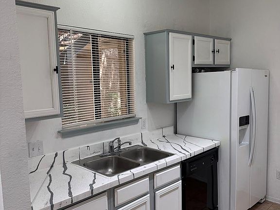 5th image of 5550 Spring Valley Rd APT D11