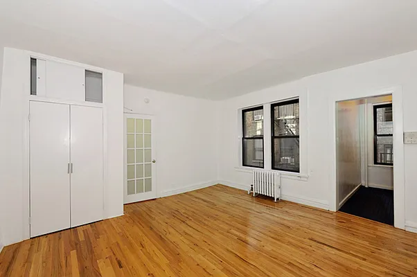 Rented by Aether Property Group | media 2