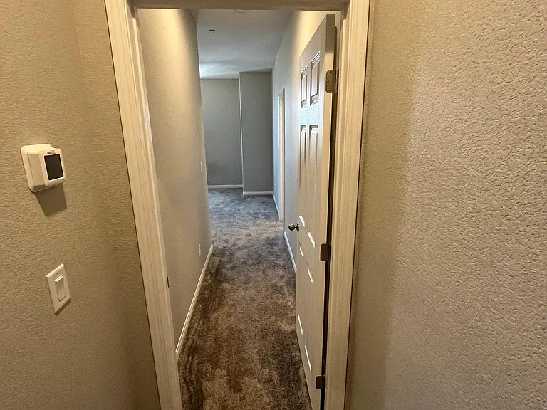 845 E Sunset Rd — Photo 26