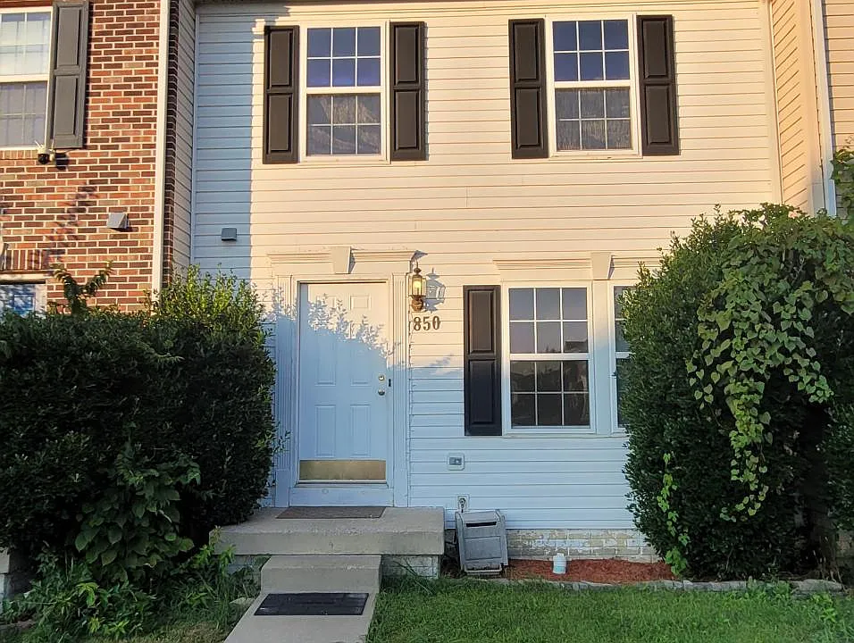 850 Marquette Dr