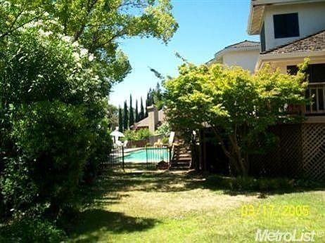 2nd image of 1005 Monterey Ct