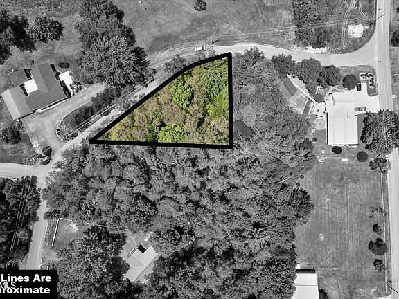 3rd image of LOT 15 Marshall Ln