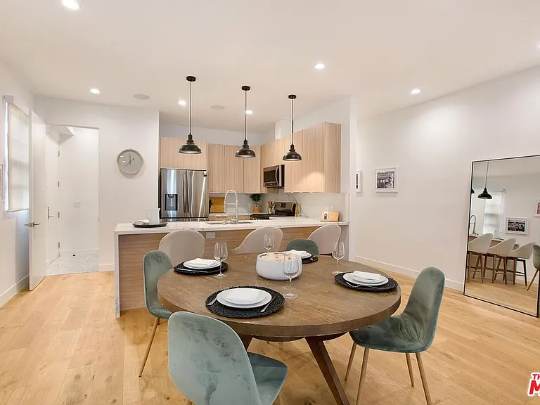 418 N Stanley Ave #420 — Photo 13