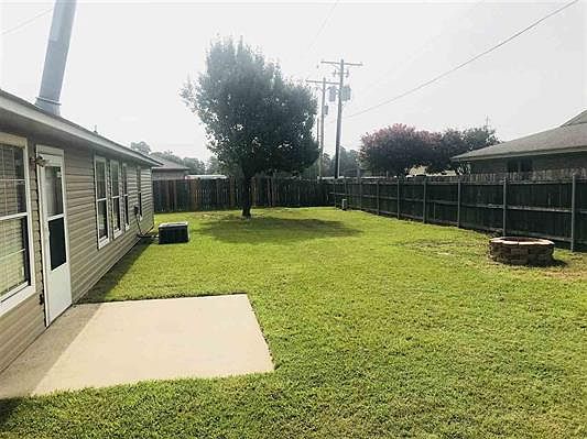 3rd image of 201 La Grange Dr
